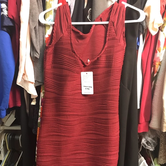 Dress - Picture 2 of 2